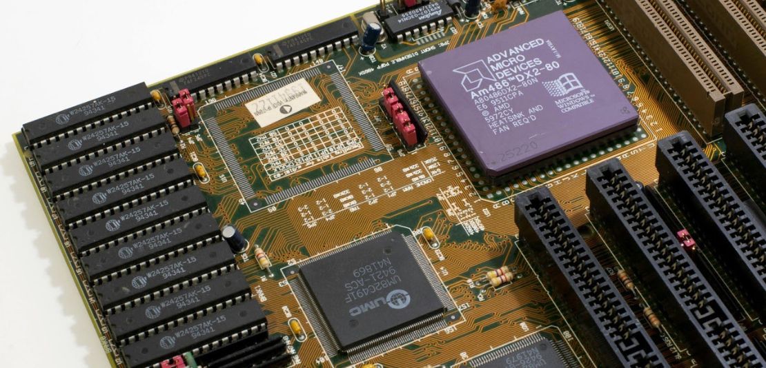 Nguyên nhân và cách khắc phục board máy mạnh bị hư