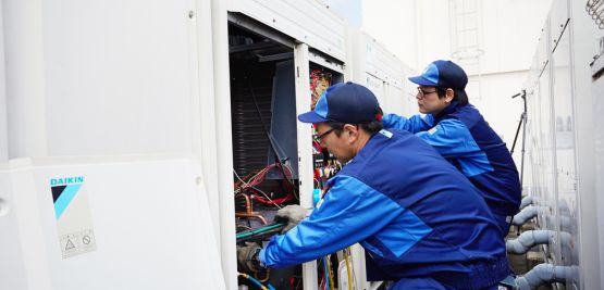 Tìm hiểu quy trình vệ sinh máy lạnh Daikin đúng kỹ thuật